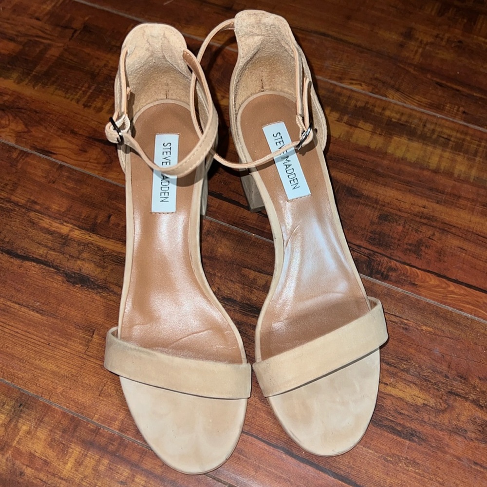 Steve Madden IreneeW Tan Nubhck Size 8.5